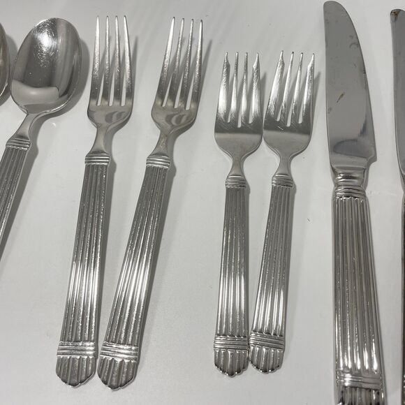 Lot Of 10 Wallace Chardonnay 18/8 Stainless Flatware Classic Ribbed Fork Spoon - Picture 3 of 7